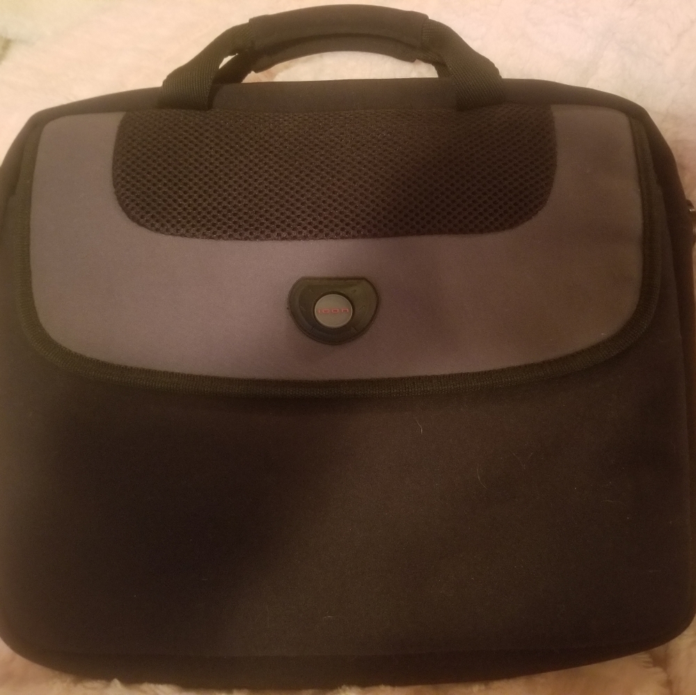 Icon Laptop Case